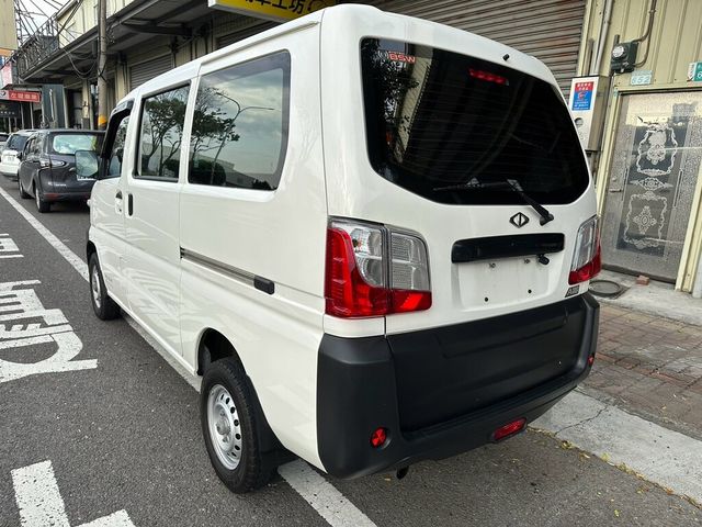 MITSUBISHI三菱 VERYCA  第4張相片