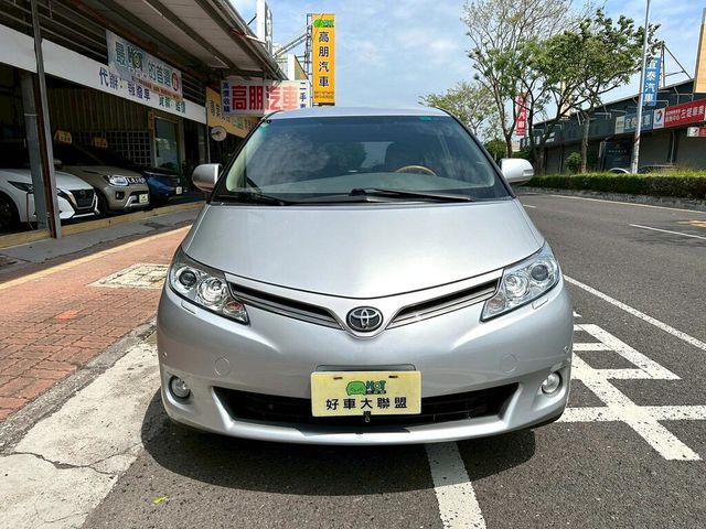 TOYOTA豐田 PREVIA  第2張相片