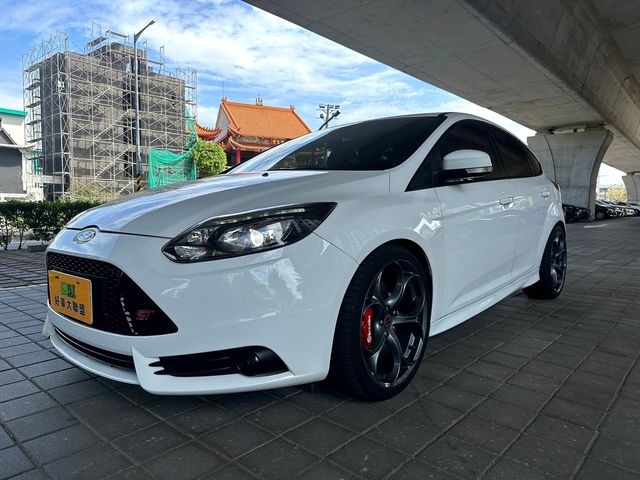 FORD福特 FOCUS ST  第1張相片