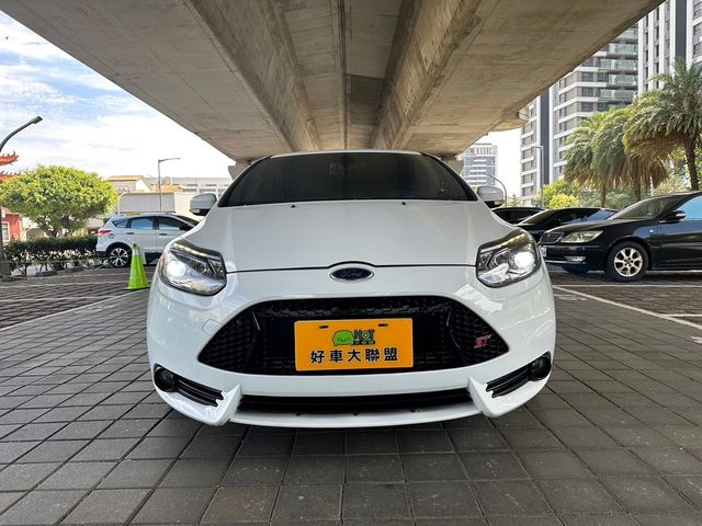 FORD福特 FOCUS ST  第2張相片