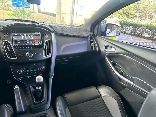 FORD福特 FOCUS ST  第9張相片