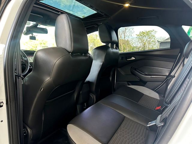 FORD福特 FOCUS ST  第14張相片