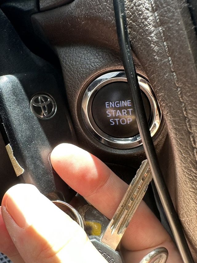 TOYOTA豐田 YARIS  第6張相片