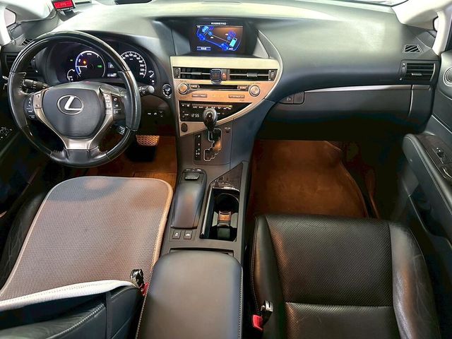 LEXUS凌志 RX450H  第5張相片