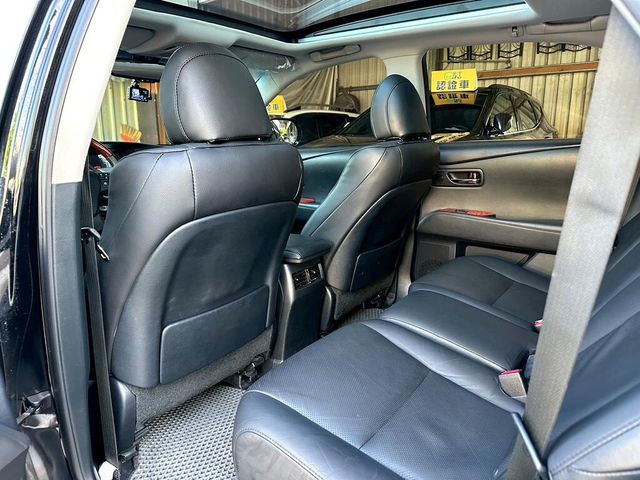 LEXUS凌志 RX450H  第12張相片