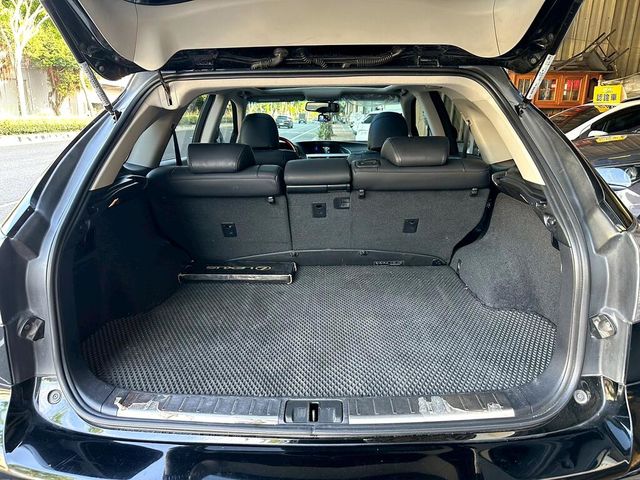 LEXUS凌志 RX450H  第15張相片