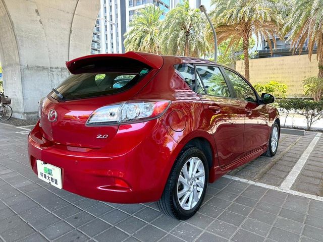 MAZDA馬自達 MAZDA 3  第5張相片