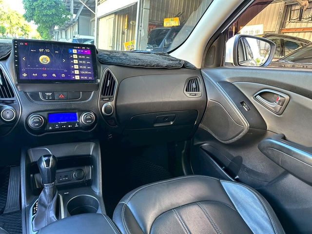 HYUNDAI現代 IX35  第8張相片