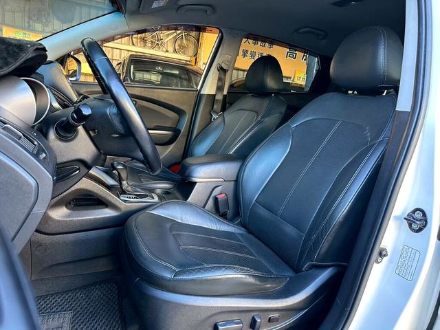 HYUNDAI現代 IX35  第9張相片