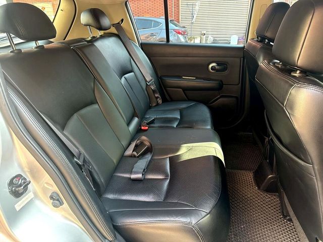 NISSAN日產 TIIDA  第13張相片