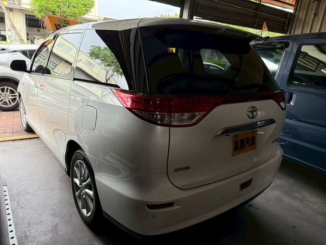 TOYOTA豐田 PREVIA  第3張相片