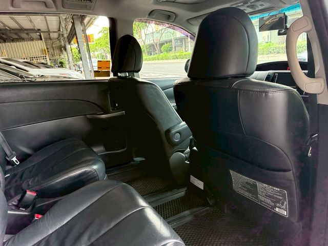 TOYOTA豐田 PREVIA  第10張相片