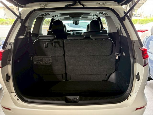TOYOTA豐田 PREVIA  第11張相片