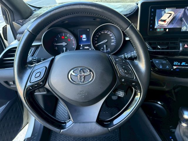 TOYOTA豐田 C-HR  第18張相片
