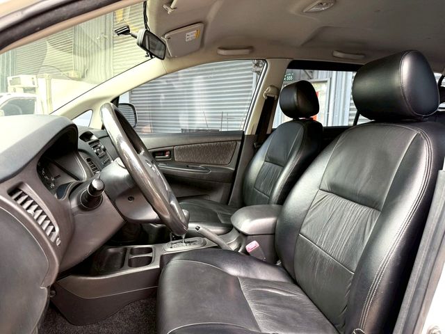 TOYOTA豐田 INNOVA  第10張相片