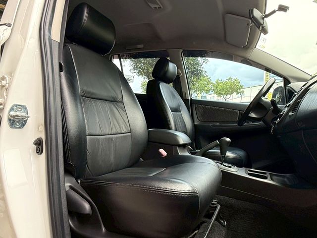 TOYOTA豐田 INNOVA  第12張相片