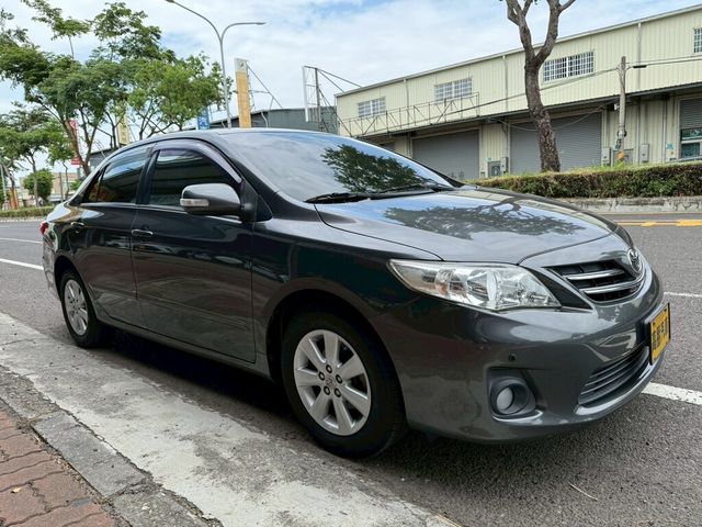TOYOTA豐田 ALTIS  第3張相片