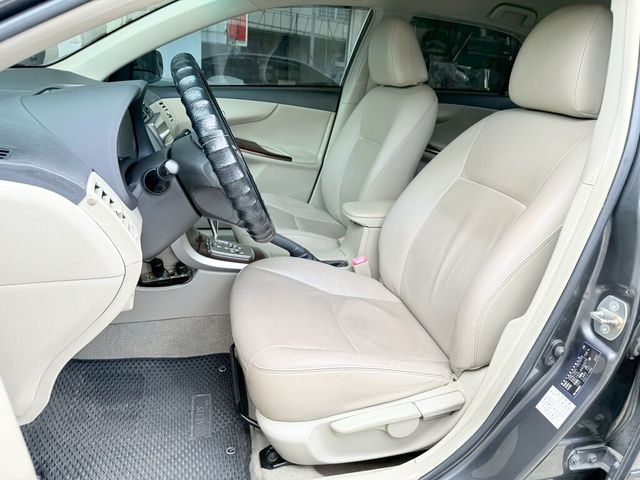 TOYOTA豐田 ALTIS  第9張相片