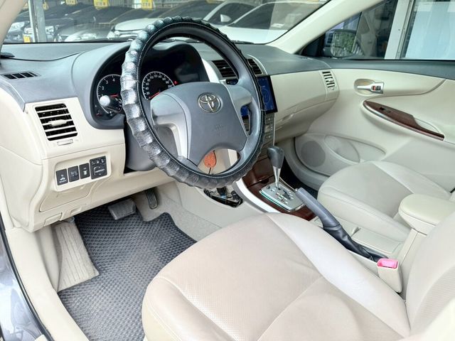 TOYOTA豐田 ALTIS  第10張相片