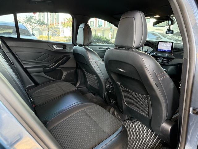 FORD福特 FOCUS  第9張相片