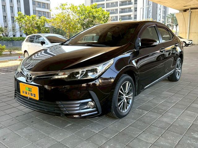 TOYOTA豐田 ALTIS  第1張相片