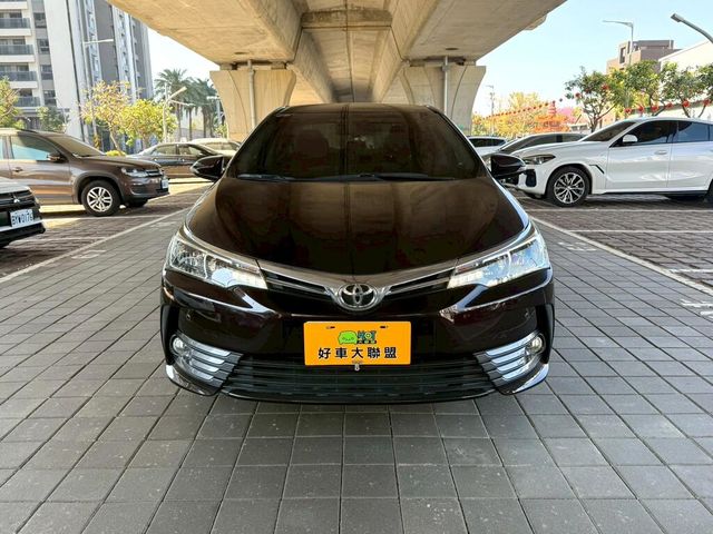 TOYOTA豐田 ALTIS  第2張相片