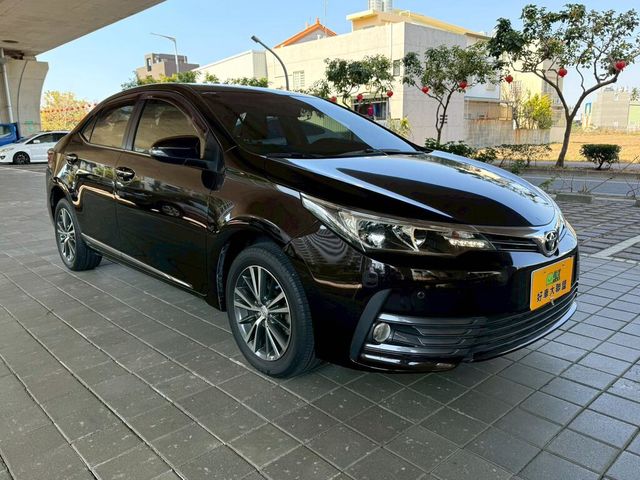 TOYOTA豐田 ALTIS  第3張相片
