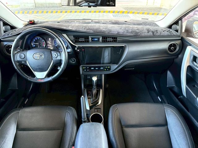 TOYOTA豐田 ALTIS  第6張相片