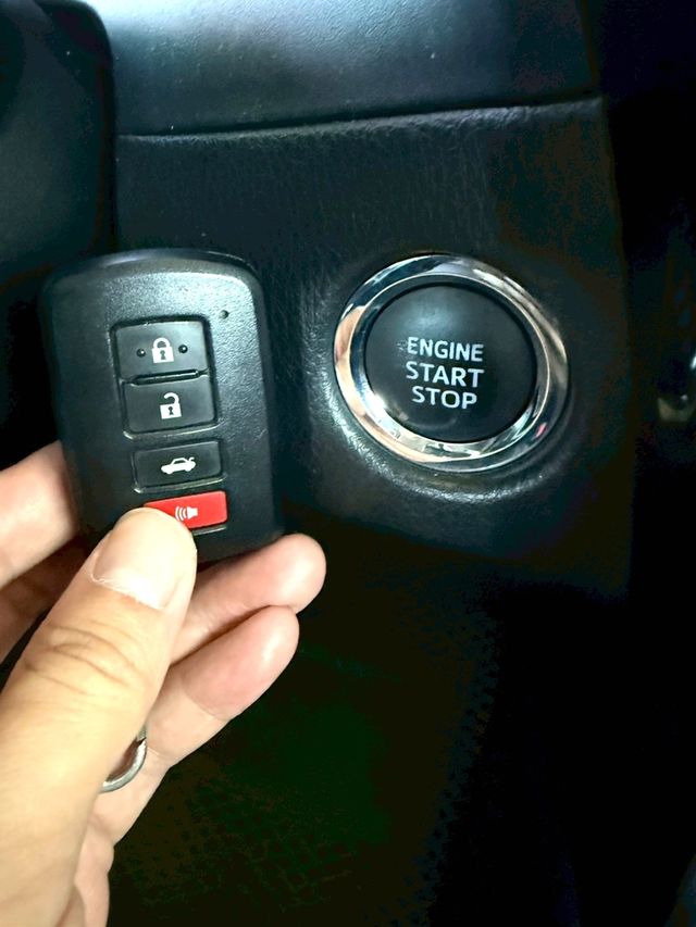 TOYOTA豐田 ALTIS  第18張相片