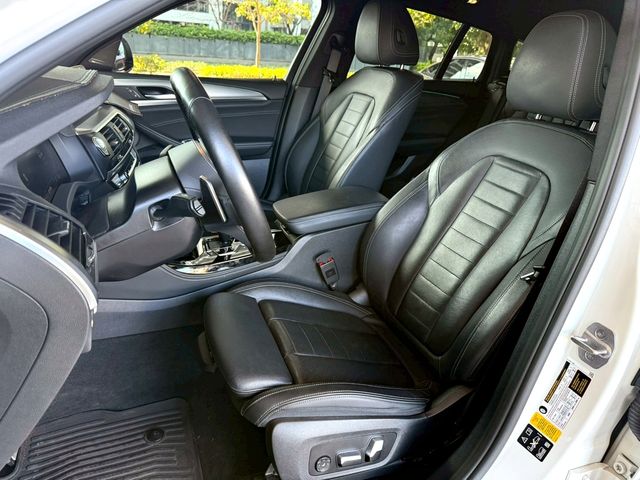 BMW寶馬 X4 XDRIVE30I  第11張相片