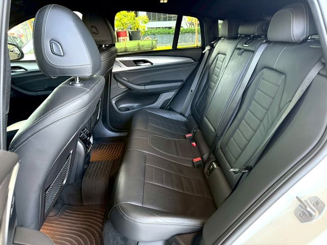 BMW寶馬 X4 XDRIVE30I  第15張相片