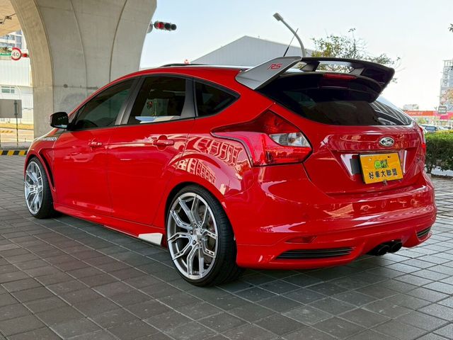 FORD福特 FOCUS ST  第5張相片