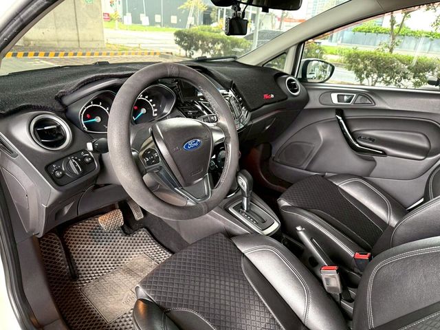FORD福特 FIESTA  第9張相片