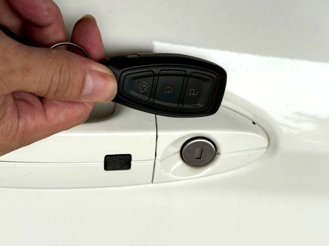 FORD福特 FIESTA  第20張相片