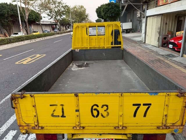 MITSUBISHI三菱 CANTER  第5張相片