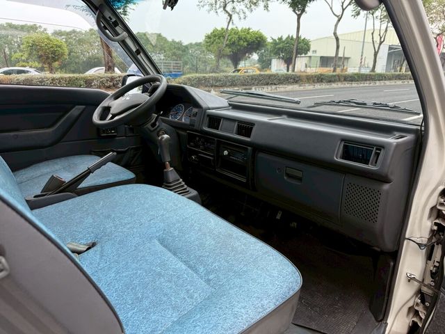 MITSUBISHI三菱 DELICA  第10張相片