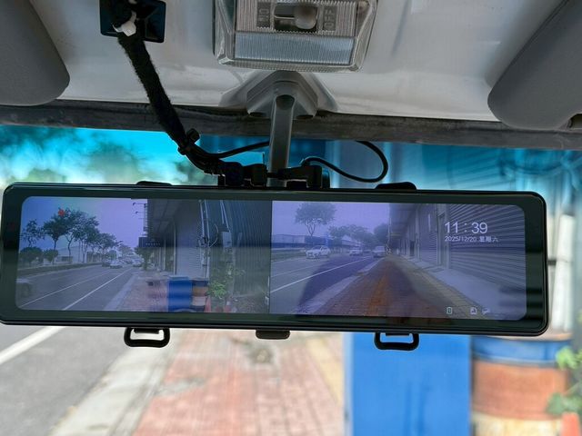 MITSUBISHI三菱 DELICA  第14張相片