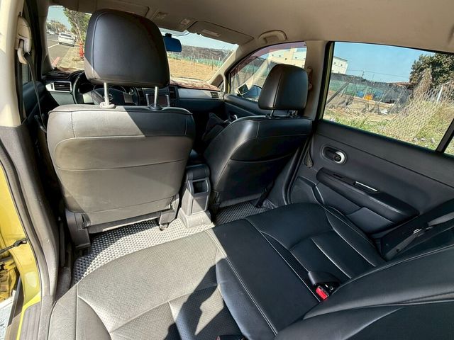 NISSAN日產 TIIDA  第14張相片