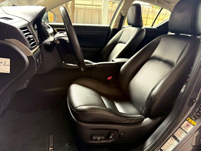 LEXUS凌志 CT200H  第10張相片