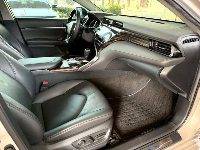 TOYOTA豐田 CAMRY HYBRID  第8張相片