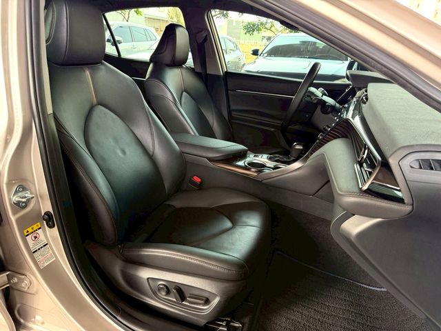 TOYOTA豐田 CAMRY HYBRID  第9張相片