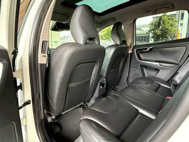 VOLVO富豪 XC60  第11張相片