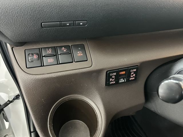 TOYOTA豐田 SIENTA  第10張相片