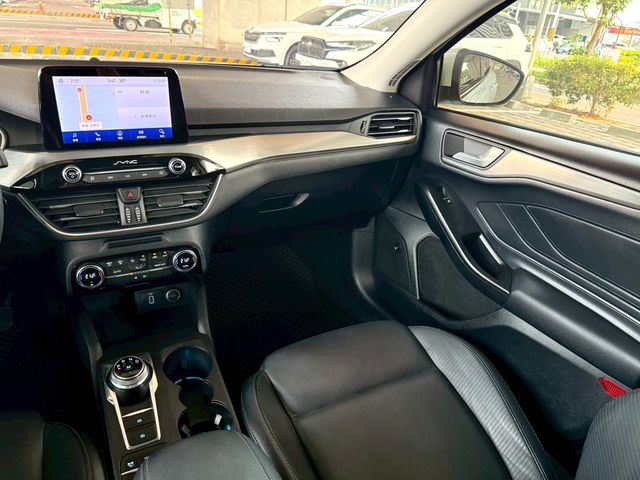 FORD福特 FOCUS  第8張相片