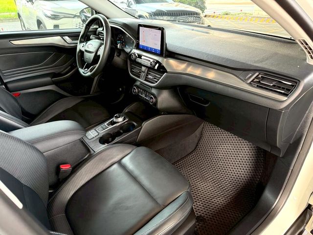 FORD福特 FOCUS  第11張相片