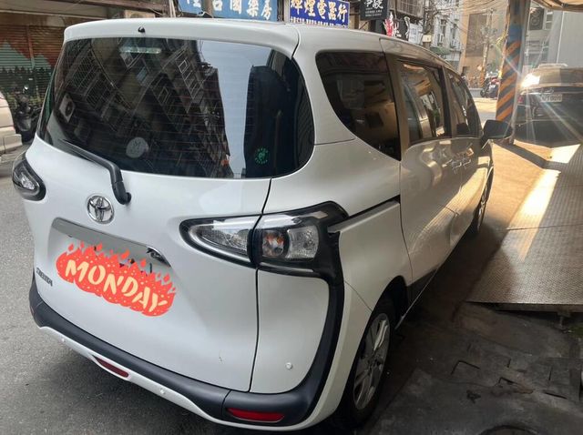 TOYOTA豐田 SIENTA  第2張相片