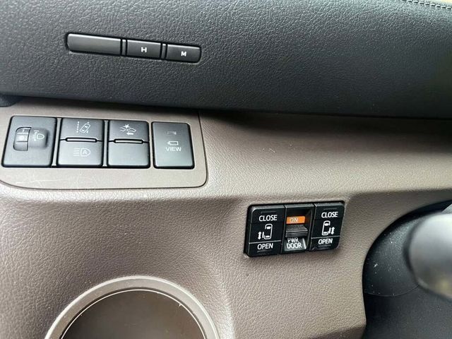 TOYOTA豐田 SIENTA  第4張相片