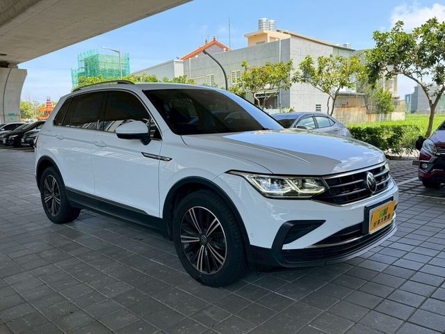 VOLKSWAGEN福斯 TIGUAN  第3張相片