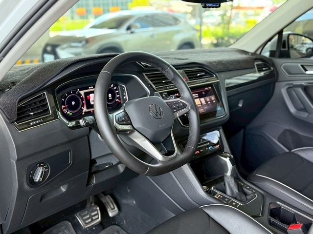 VOLKSWAGEN福斯 TIGUAN  第9張相片