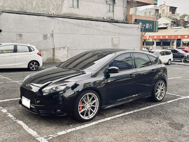 FORD福特 FOCUS ST  第1張相片